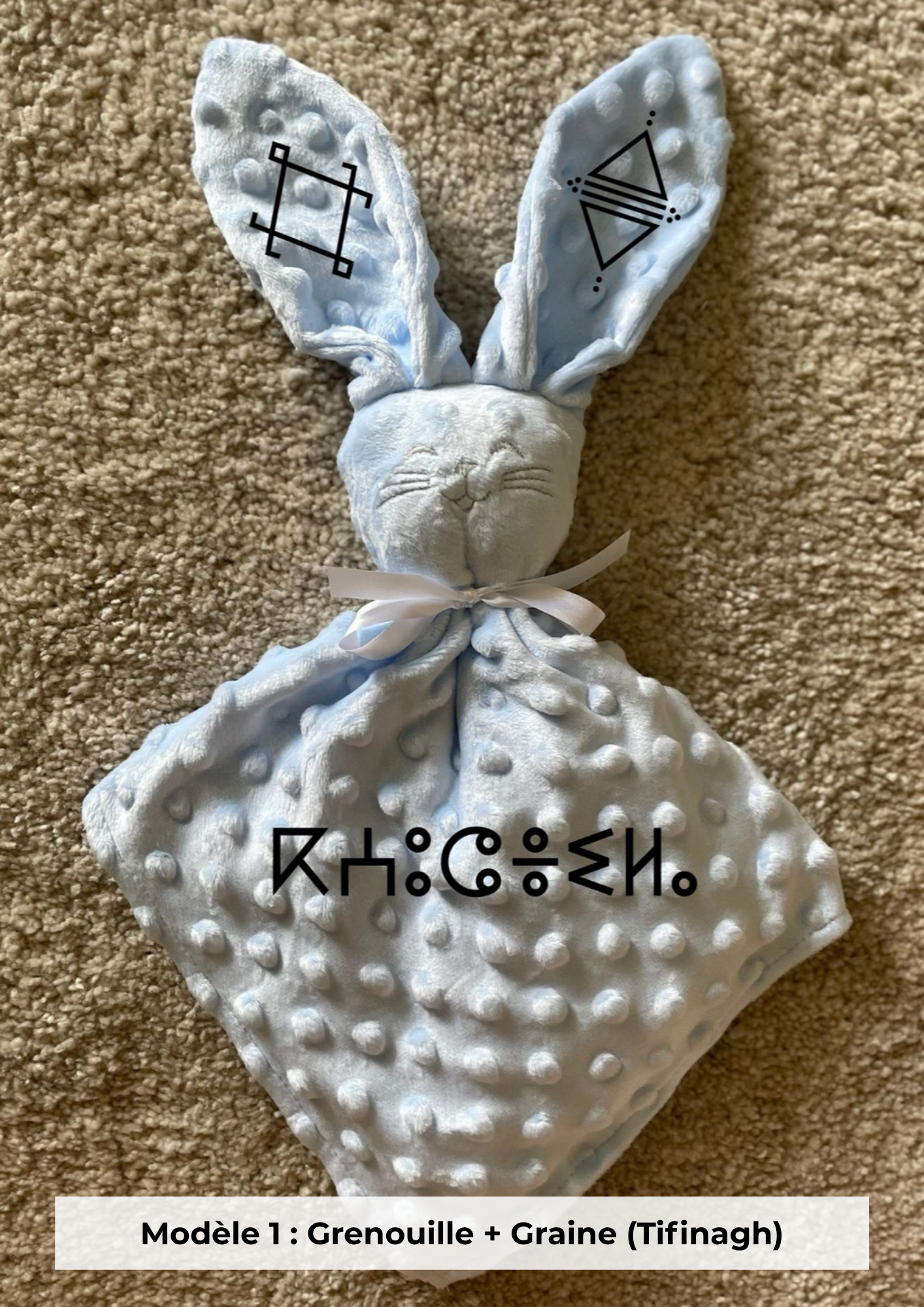 Doudou lapin minky bleu ciel