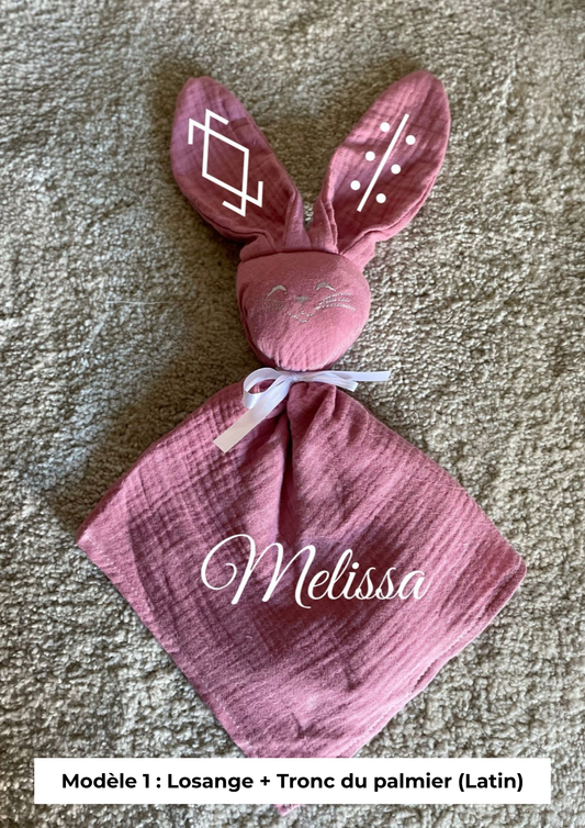 Doudou lapin gaze de coton rose cerise