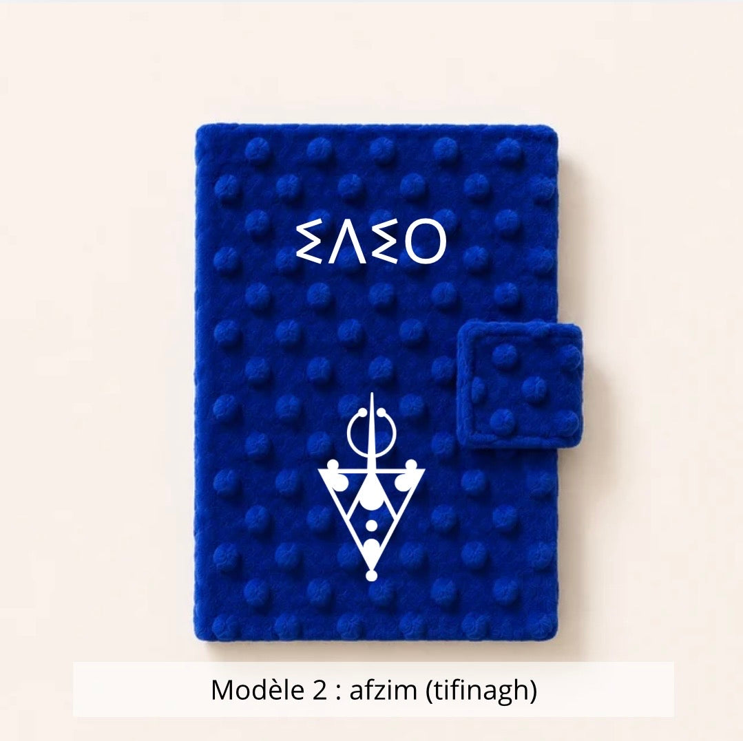 Protège carnet de santé minky bleu roi