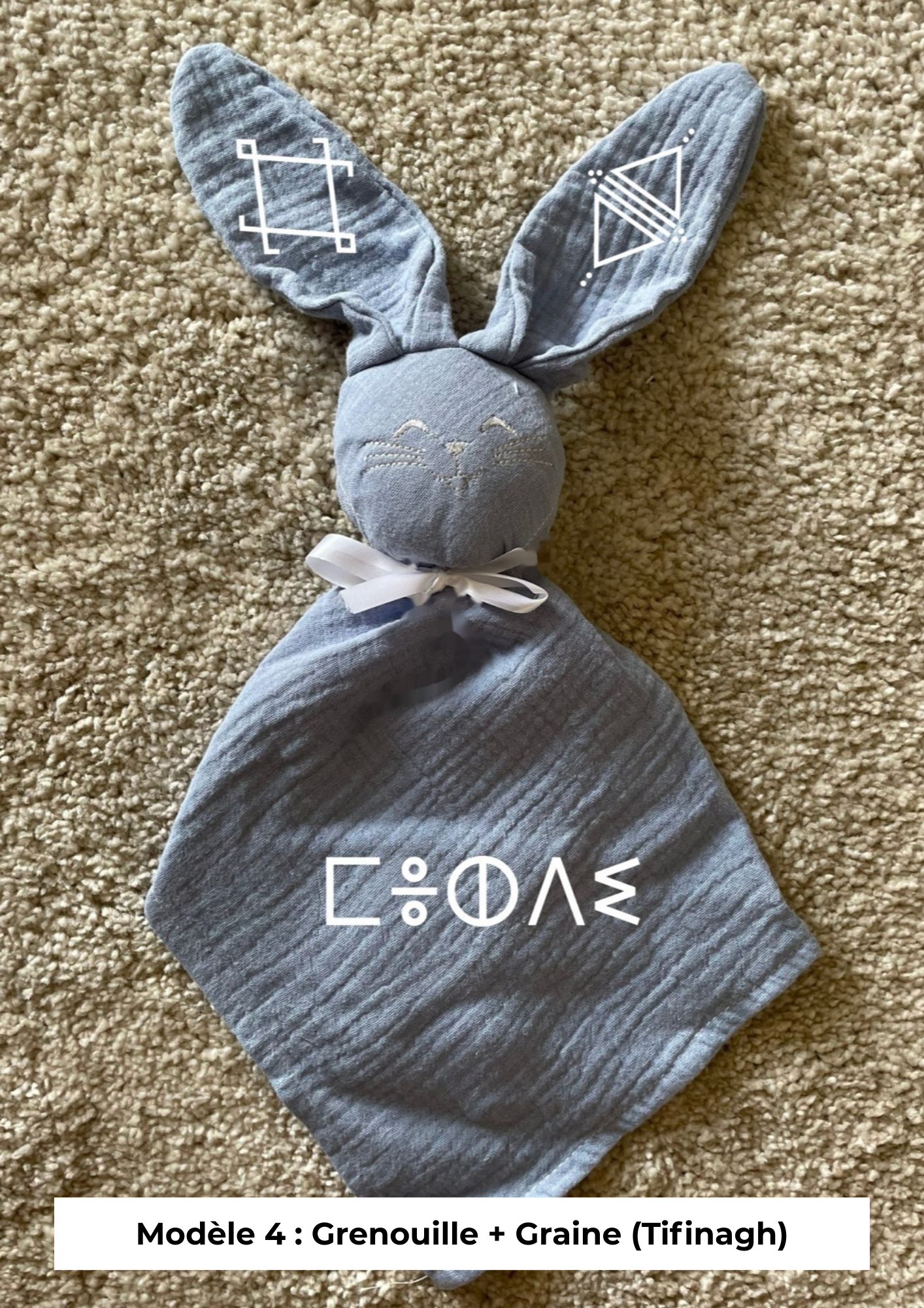 Doudou lapin gaze de coton bleu