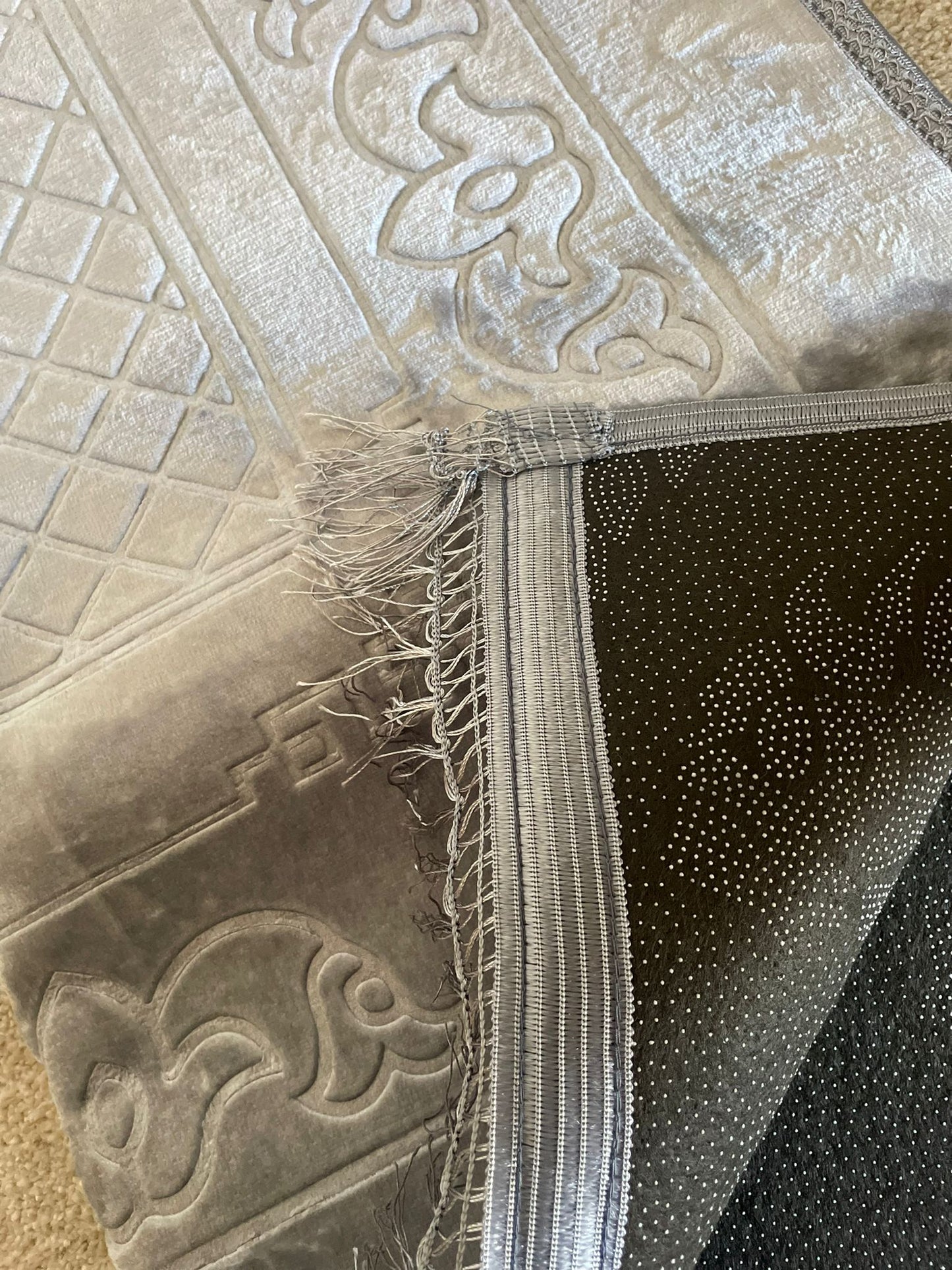 Tapis de prière épais gris clair